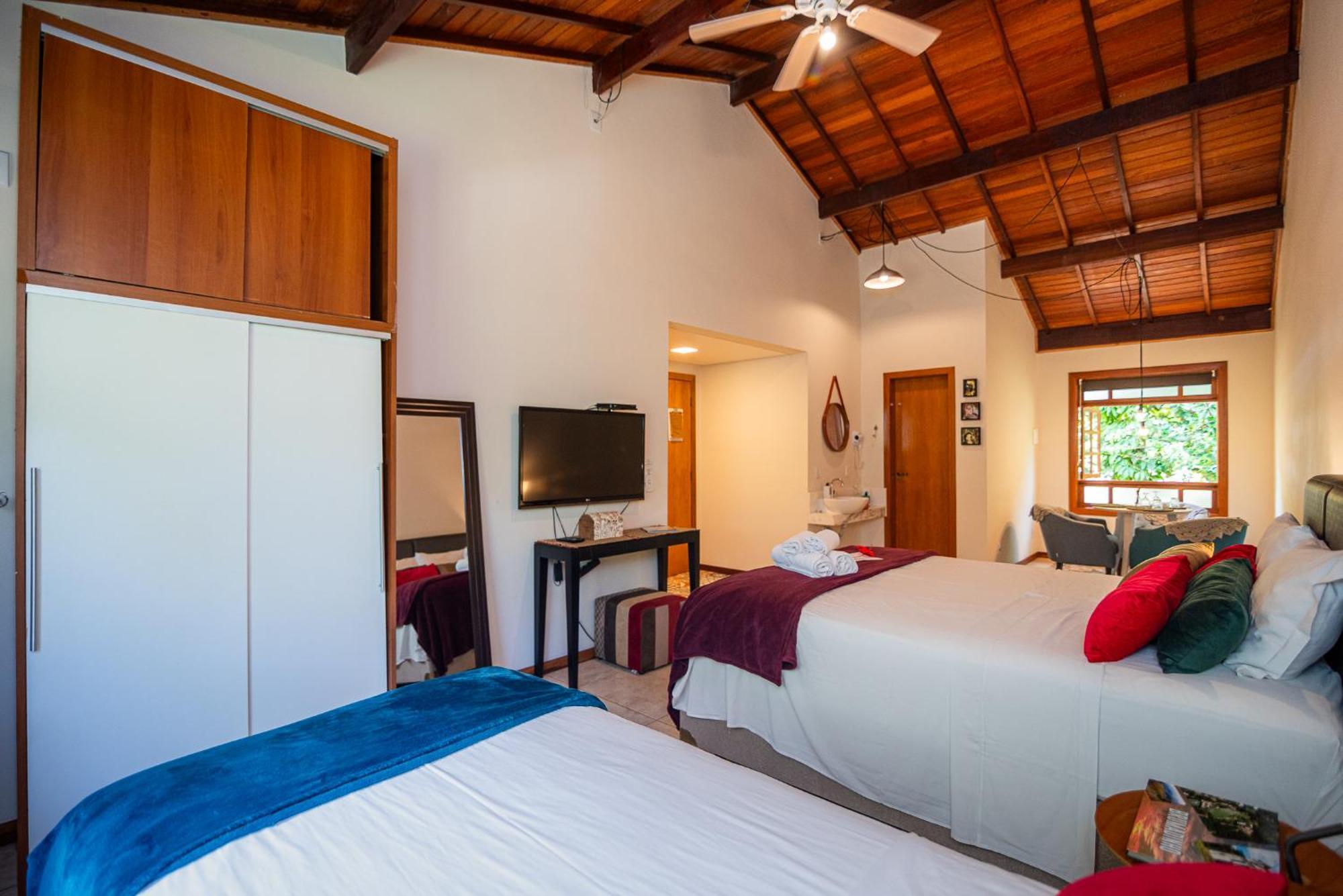 Villa Rica Pousada Brumadinho Exterior photo
